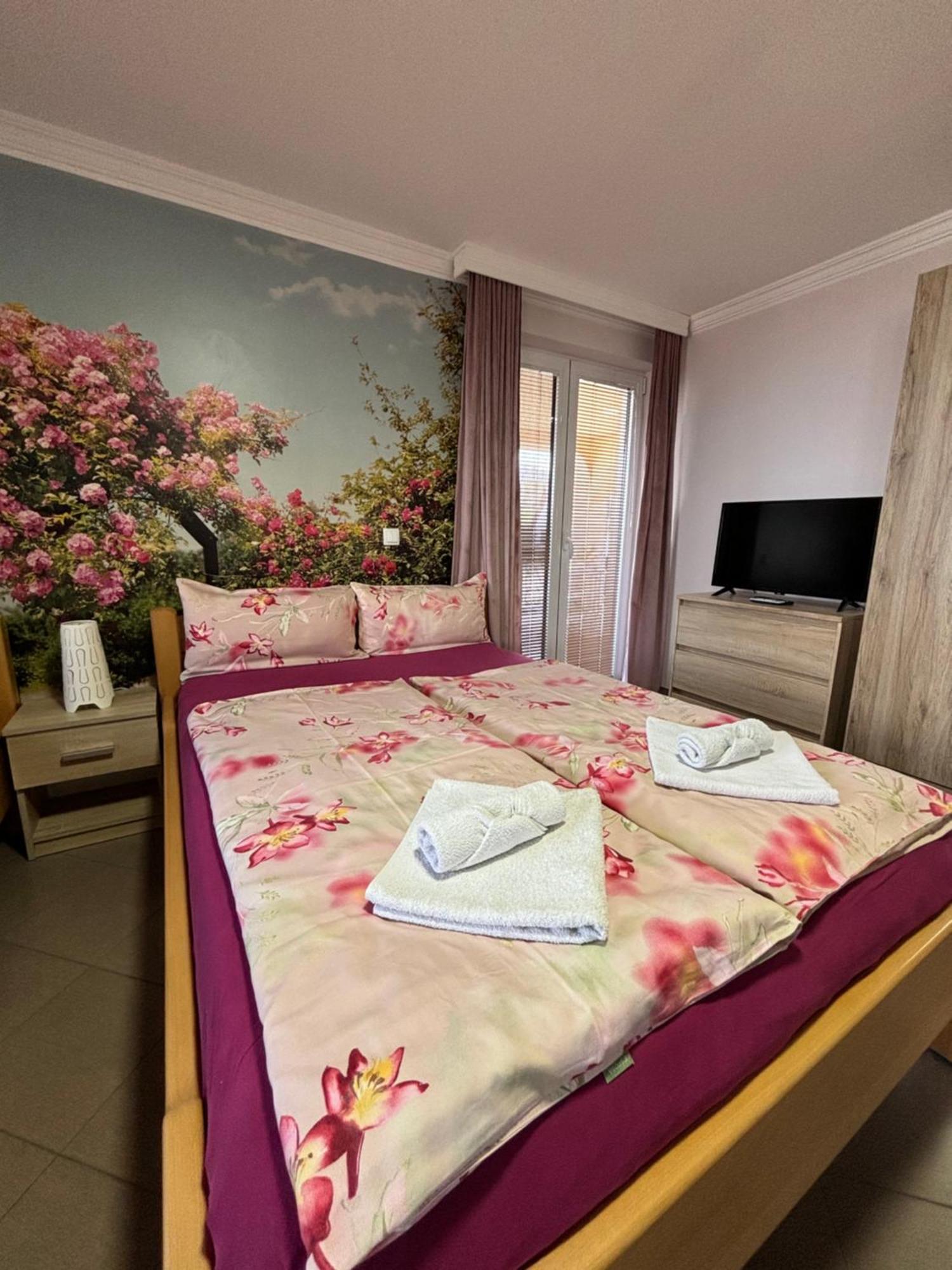 Apartmani "Marija" Ґолубац Екстер'єр фото